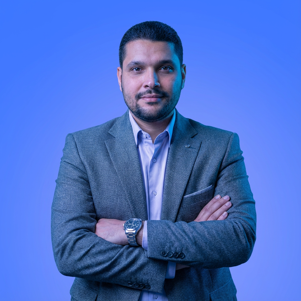 علاء عياد